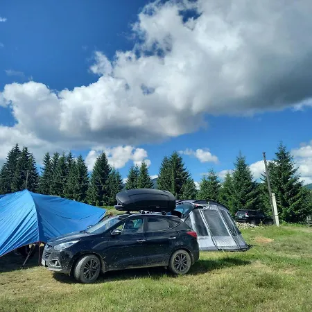 Nad Karpatamy Campsite Hrobyshche